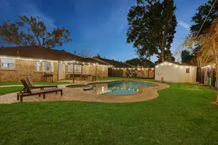 5819 Chrystell Ln, Houston, TX 77092 - Photo 3