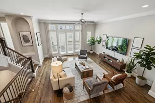 1124 W 24th St, Houston, TX 77008 - Photo 3