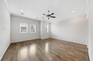 1124 W 24th St, Houston, TX 77008 - Photo 29