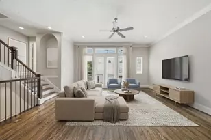 1124 W 24th St, Houston, TX 77008 - Photo 11