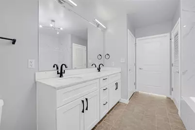5925 Almeda Road #10815, Houston, TX 77004 - Photo 11
