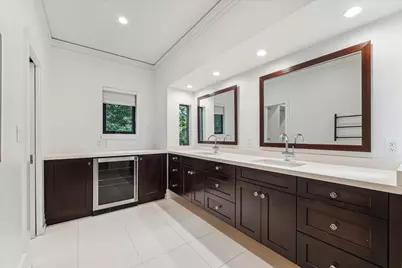 2107 Wroxton Road, Houston, TX 77005 - Photo 29