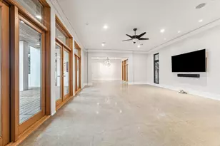 2107 Wroxton Rd, Houston, TX 77005 - Photo 9