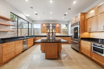 2107 Wroxton Road, Houston, TX 77005 - Photo 15