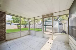 3923 Windmill St, Sugar Land, TX 77479 - Photo 15