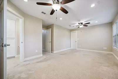 7127 Walkway Street, Houston, TX 77036 - Photo 9