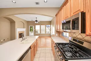 21611 Shallow Glen Ln, Katy, TX 77450 - Photo 9