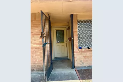5502 Mackinaw Street, Houston, TX 77053 - Photo 9