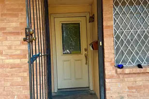 5502 Mackinaw St, Houston, TX 77053 - Photo 9