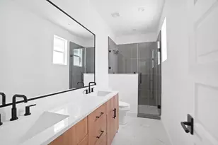 9117 Henrietta St, Houston, TX 77088 - Photo 9