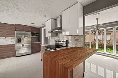 2130 Round Lake Drive, Houston, TX 77077 - Photo 21