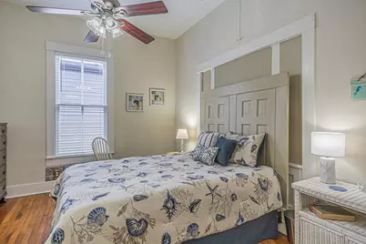 1416 13th Street, Galveston, TX 77550 - Photo 7