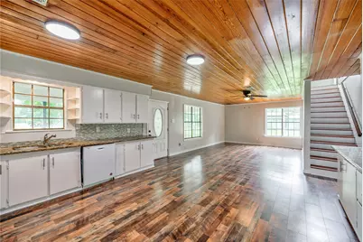 428 Lakewood Drive, Trinity, TX 75862 - Photo 7