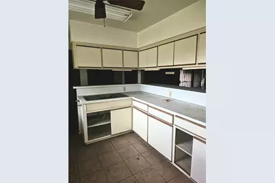 8431 Dover Street, Houston, TX 77061 - Photo 7