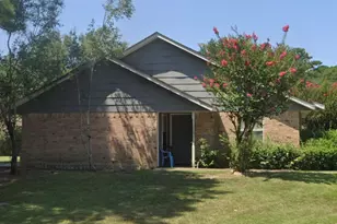 1303 Mlk Dr, Jefferson, TX 75657 - Photo 3