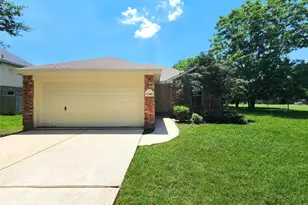 12443 Ridgecrest Dr, Willis, TX 77318 - Photo 1