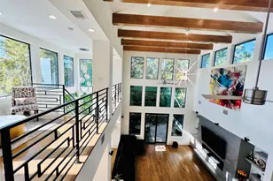 922 T C Jester Blvd, Houston, TX 77008 - Photo 33