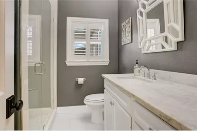 2418 Lazybrook Drive, Houston, TX 77008 - Photo 17