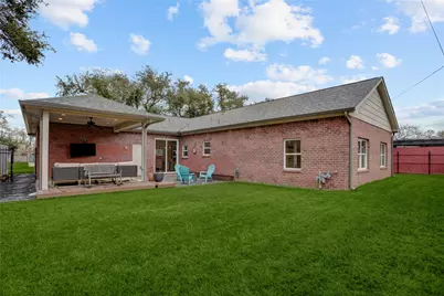 2418 Lazybrook Drive, Houston, TX 77008 - Photo 21