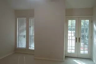 10811 Richmond Ave, Houston, TX 77042 - Photo 19