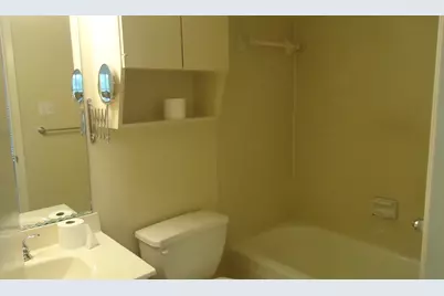 10811 Richmond Avenue #46, Houston, TX 77042 - Photo 21