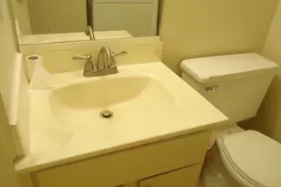 10811 Richmond Ave, Houston, TX 77042 - Photo 11