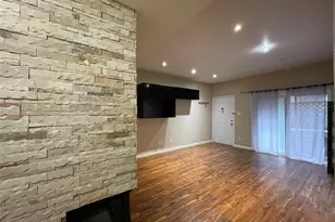 8055 Cambridge St, Houston, TX 77054 - Photo 7