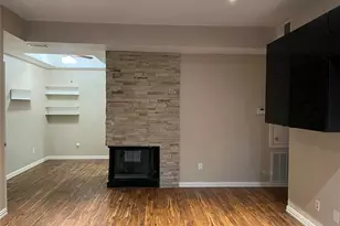 8055 Cambridge St, Houston, TX 77054 - Photo 9