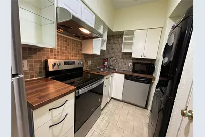 8055 Cambridge Street #79, Houston, TX 77054 - Photo 17