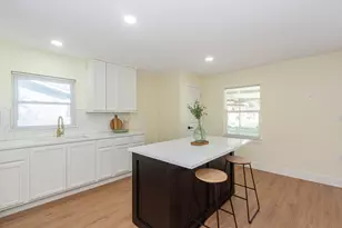 903 Mobile Dr, Pasadena, TX 77506 - Photo 11