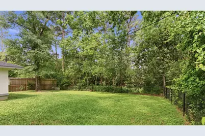 1705 Shady Oaks Drive, Conroe, TX 77301 - Photo 5