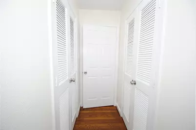 7953 Ridgeview Drive, Houston, TX 77055 - Photo 25