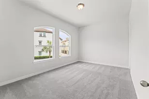 35 Armand Shore Dr, Pasadena, TX 77058 - Photo 13
