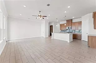 35 Armand Shore Dr, Pasadena, TX 77058 - Photo 9