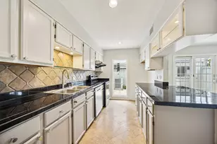 6333 Del Monte Dr, Houston, TX 77057 - Photo 17