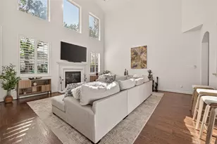 1314 Caywood Ln, Houston, TX 77055 - Photo 9