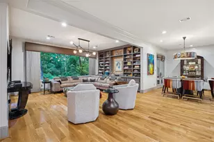 420 Pinewold Dr, Houston, TX 77056 - Photo 11