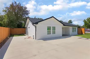 7546 Delavan Dr, Houston, TX 77028 - Photo 3