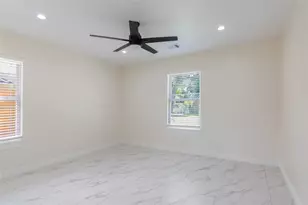 7546 Delavan Dr, Houston, TX 77028 - Photo 21