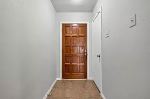 8318 Quail Burg Ln, Houston, TX 77489 - Photo 7