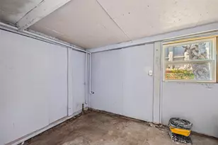1812 27th St, Galveston, TX 77550 - Photo 19