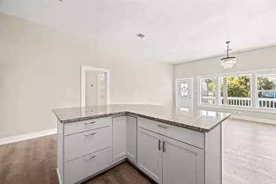 1812 27th St, Galveston, TX 77550 - Photo 3