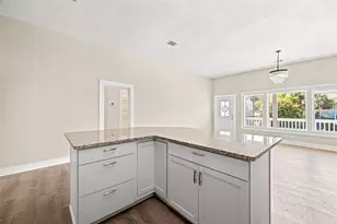 1812 27th St, Galveston, TX 77550 - Photo 3