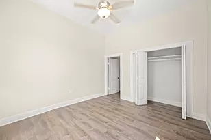 1812 27th St, Galveston, TX 77550 - Photo 9
