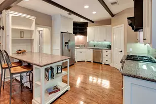 6 Cotswold Ln Ln, Victoria, TX 77904 - Photo 13