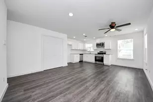 8125 Laura Koppe Rd, Houston, TX 77028 - Photo 1