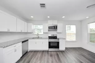 8125 Laura Koppe Rd, Houston, TX 77028 - Photo 3