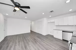 8125 Laura Koppe Rd, Houston, TX 77028 - Photo 13