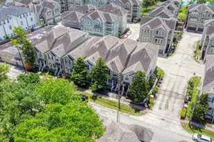 1184 Nelson Falls Ln, Houston, TX 77008 - Photo 47