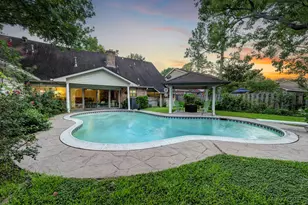 10902 Overbrook Ln, Houston, TX 77042 - Photo 21